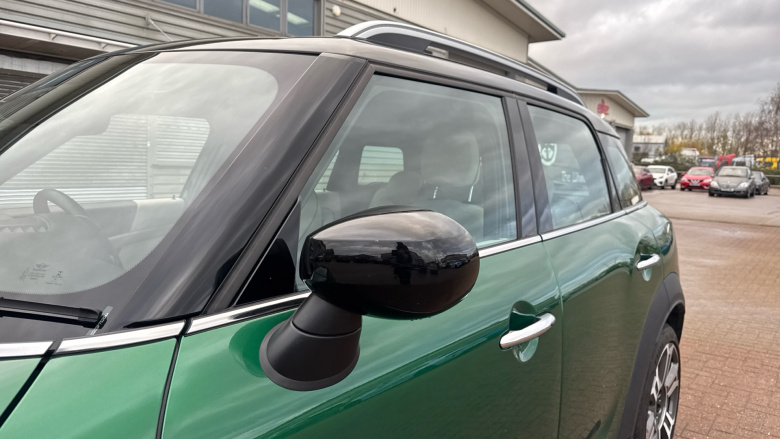 MINI Countryman 1.5 Cooper Exclusive 5dr Petrol Hatchback